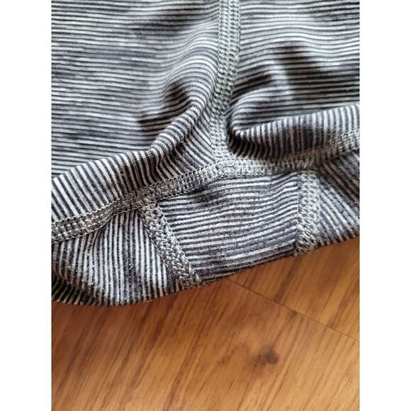 Lululemon Inspire Crop Legging - Picture 3 of 7